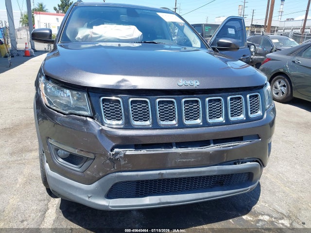3C4NJCBB2LT133711 Jeep Compass Latitude Fwd