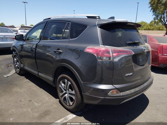 JTMZFREV7GJ066418 Toyota RAV4 LE