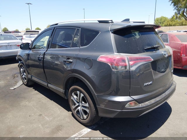 JTMZFREV7GJ066418 Toyota RAV4 LE