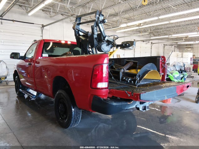 45640508 :رقم المزاد ، 3C63R3AT7JG387003 vin ، 2018 Ram 3500 مزاد بيع