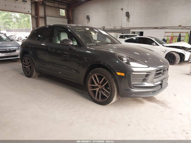 45640511 :رقم المزاد ، WP1AA2A57SLB00331 vin ، 2025 Porsche Macan T مزاد بيع