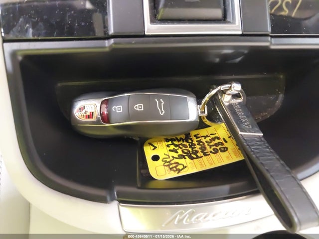 WP1AA2A57SLB00331 Porsche Macan T