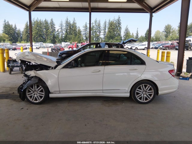 Продаж на аукціоні авто 2008 Mercedes-benz C 300 Luxury/sport, vin: WDDGF54X18F072406, номер лоту: 45640575
