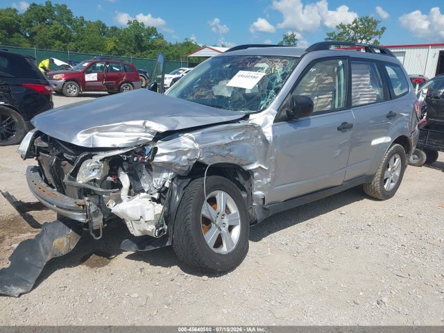 Продаж на аукціоні авто 2013 Subaru Forester 2.5x, vin: JF2SHABC6DH428615, номер лоту: 45640580