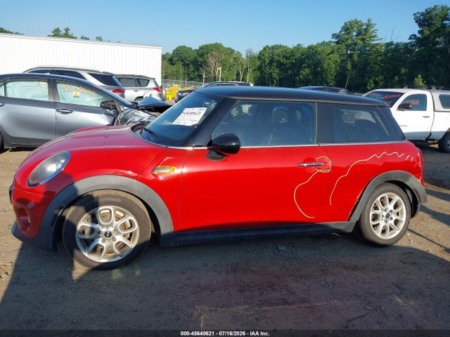 Auction sale of the 2014 Mini Hardtop Cooper, vin: WMWXM5C57ET936739, lot number: 45640621