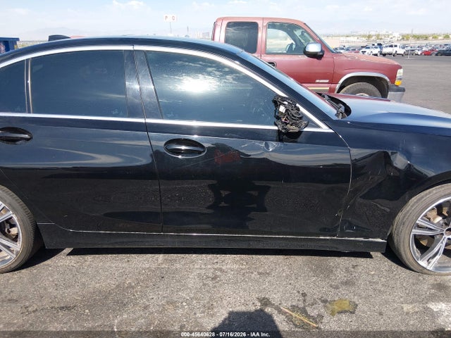 3MW5R1J05M8C12241 BMW 330I