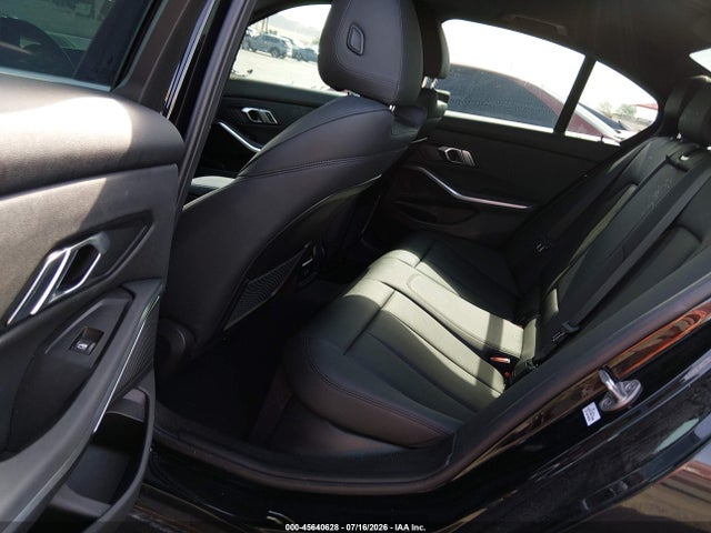 3MW5R1J05M8C12241 BMW 330I