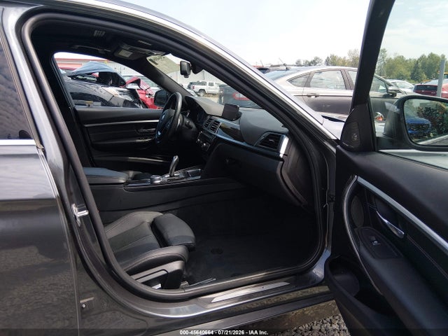 BMW 330e Iperformance 2017 WBA8E1C30HA029680 Image 17