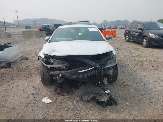 Продаж на аукціоні авто 2016 Chrysler 200 S, vin: 1C3CCCBB9GN146662, номер лоту: 45640698