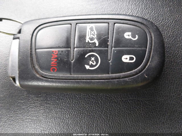 Продажа на аукционе авто 2017 Jeep Cherokee Limited, vin: 1C4PJMDS6HW655156, номер лота: 45640728