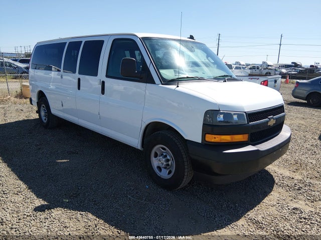 Продажа на аукционе авто 2020 Chevrolet Express Passenger Rwd 3500 Extended Wheelbase Ls, vin: 1GAZGNFP9L1266306, номер лота: 45640755