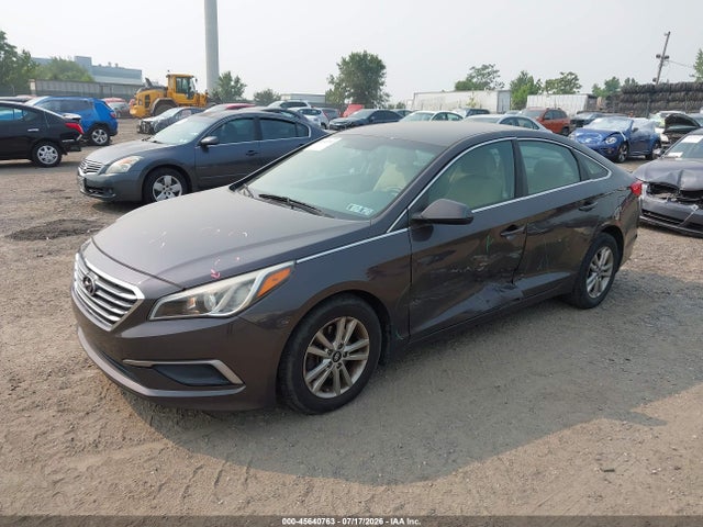 Hyundai SONATA SE 2017 5NPE24AF2HH453139 Image 2