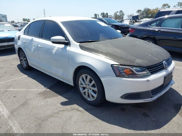 45640782 :رقم المزاد ، 3VWD17AJ0EM289557 vin ، 2014 Volkswagen Jetta 1.8t Se مزاد بيع
