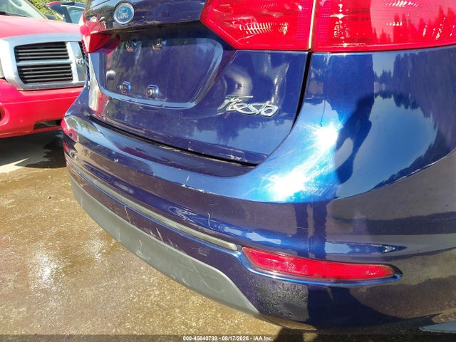 45640788 :رقم المزاد ، 3FADP4BJ0GM174089 vin ، 2016 Ford Fiesta Se مزاد بيع