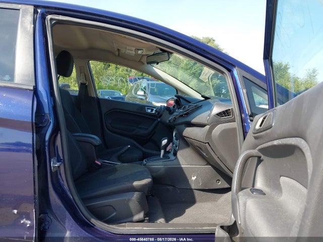 45640788 :رقم المزاد ، 3FADP4BJ0GM174089 vin ، 2016 Ford Fiesta Se مزاد بيع