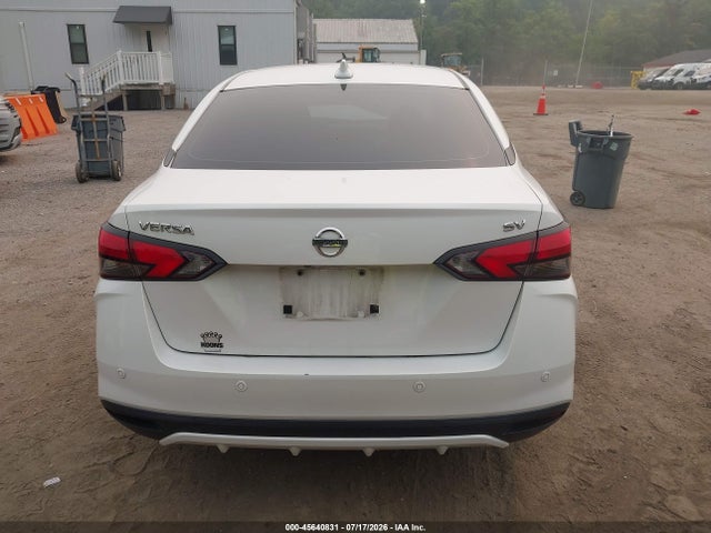 2021 Nissan Versa Sv Xtronic Cvt მანქანა იყიდება აუქციონზე, vin: 3N1CN8EV1ML879327, აუქციონის ნომერი: 45640831
