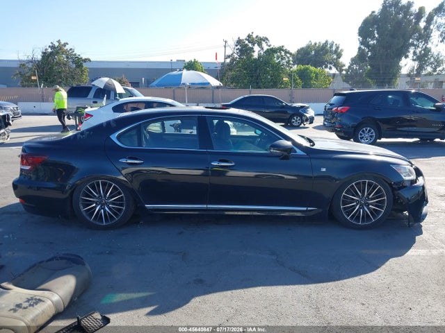 Lexus LS 460 2014 JTHBL5EF9E5128739 Image 13