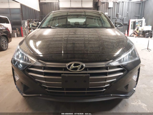 Auction sale of the 2019 Hyundai Elantra Se, vin: 5NPD74LF2KH497112, lot number: 45640848