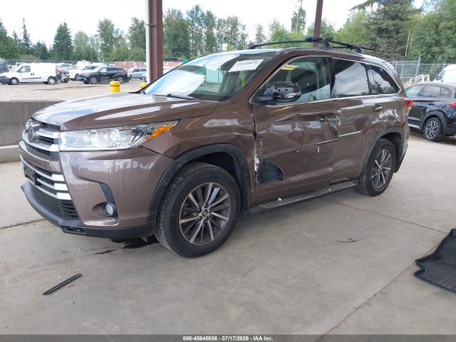 5TDJZRFH0HS374600 Toyota Highlander Xle