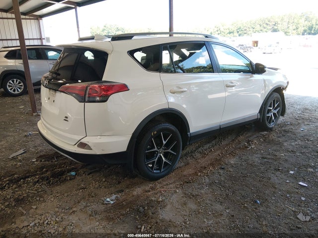Toyota RAV4 SE 2017 JTMJFREV4HJ700220 Image 4