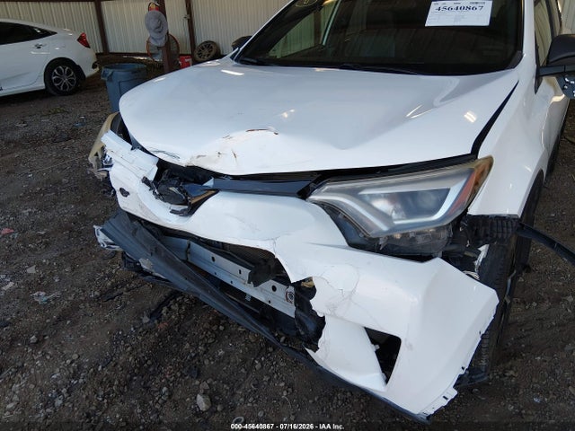 Toyota RAV4 SE 2017 JTMJFREV4HJ700220 Image 6