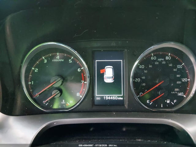 Toyota RAV4 SE 2017 JTMJFREV4HJ700220 Image 7
