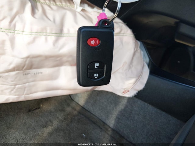 Toyota Prius Four 2014 JTDKN3DU5E1826871 Image 11