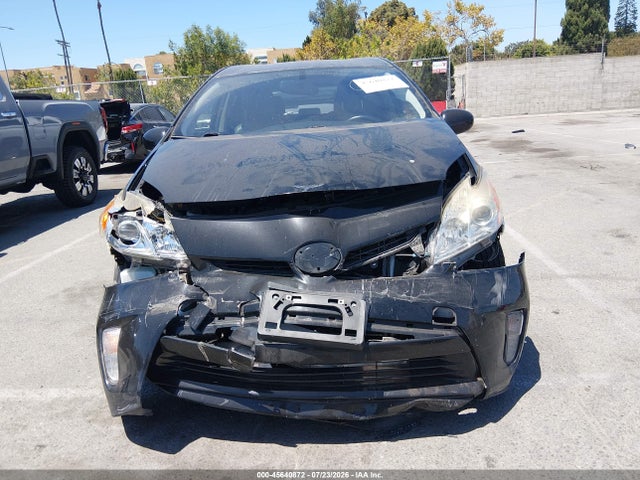 Toyota Prius Four 2014 JTDKN3DU5E1826871 Image 16