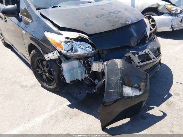 Toyota Prius Four 2014 JTDKN3DU5E1826871 Image 6