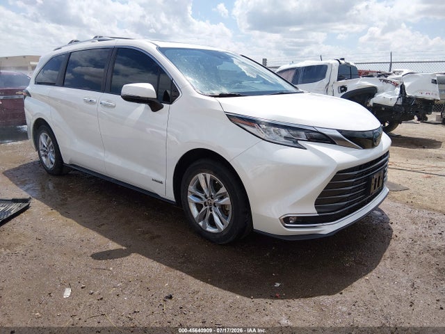 Toyota Sienna Limited 2021 5TDZRKEC4MS016233 main image