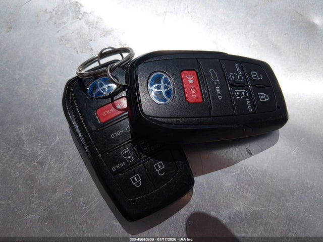 Toyota Sienna Limited 2021 5TDZRKEC4MS016233 Image 11