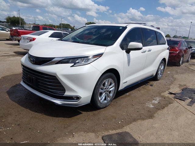 Toyota Sienna Limited 2021 5TDZRKEC4MS016233 Image 2