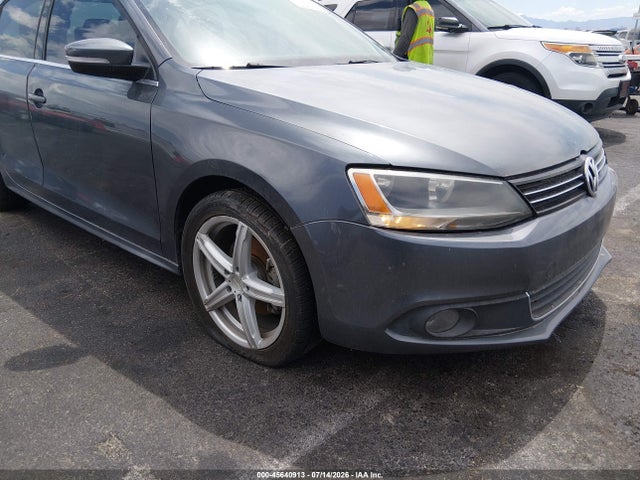 45640913 :رقم المزاد ، 3VWLZ7AJ4BM378578 vin ، 2011 Volkswagen Jetta 2.5l Sel مزاد بيع