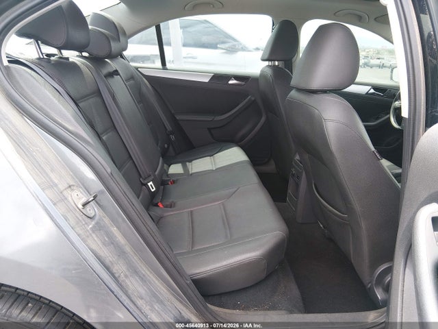 45640913 :رقم المزاد ، 3VWLZ7AJ4BM378578 vin ، 2011 Volkswagen Jetta 2.5l Sel مزاد بيع