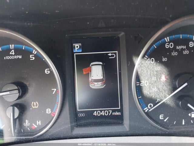 Toyota RAV4 LE 2018 2T3ZFREV2JW455363 Image 16
