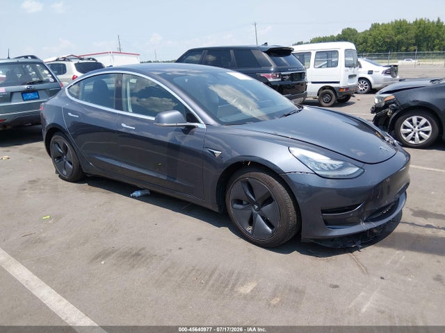 Продаж на аукціоні авто 2018 Tesla Model 3 Long Range/performance, vin: 5YJ3E1EB2JF119427, номер лоту: 45640977