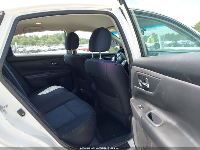 2016 Nissan Altima 2.5/2.5 S/2.5 Sl/2.5 Sr/2.5 Sv მანქანა იყიდება აუქციონზე, vin: 1N4AL3AP3GN329657, აუქციონის ნომერი: 45641001