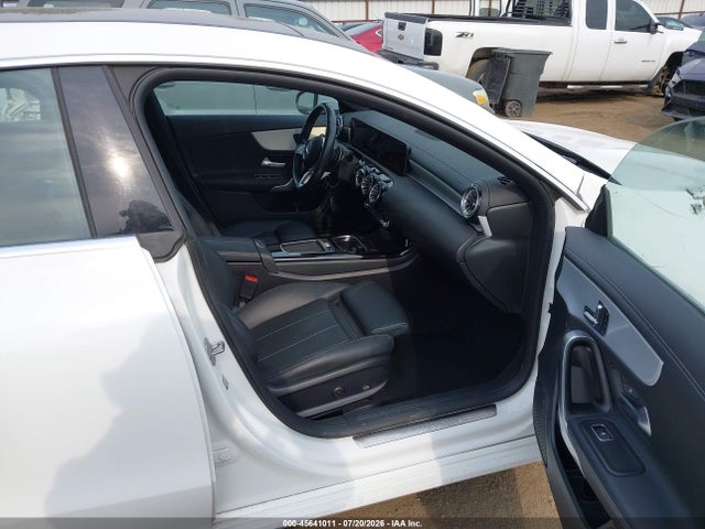 2025 Mercedes-benz Cla 250 Coupe მანქანა იყიდება აუქციონზე, vin: W1K5J4GB2SN515062, აუქციონის ნომერი: 45641011