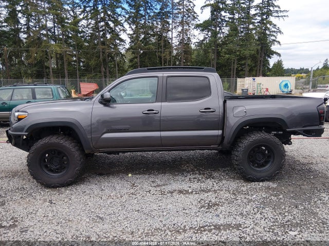 3TYCZ5AN5NT079040 Toyota Tacoma Trd Off Road