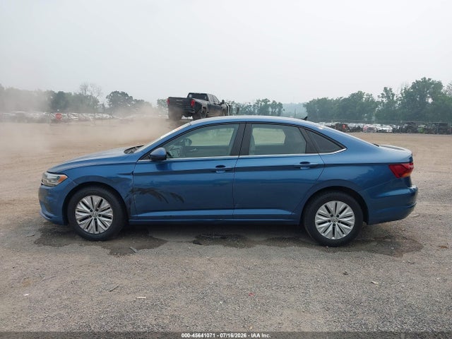 2019 Volkswagen Jetta 1.4t R-line/1.4t S/1.4t Se მანქანა იყიდება აუქციონზე, vin: 3VWC57BU6KM109759, აუქციონის ნომერი: 45641071