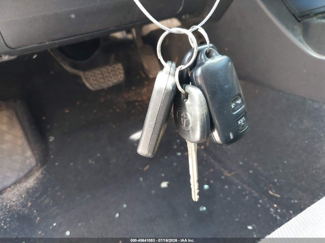 45641093 :رقم المزاد ، 5TFAX5GN9HX086474 vin ، 2017 Toyota Tacoma Sr مزاد بيع