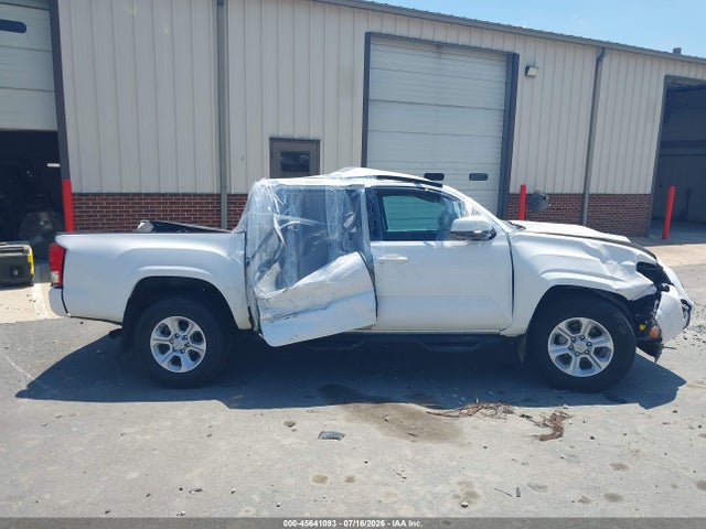 45641093 :رقم المزاد ، 5TFAX5GN9HX086474 vin ، 2017 Toyota Tacoma Sr مزاد بيع