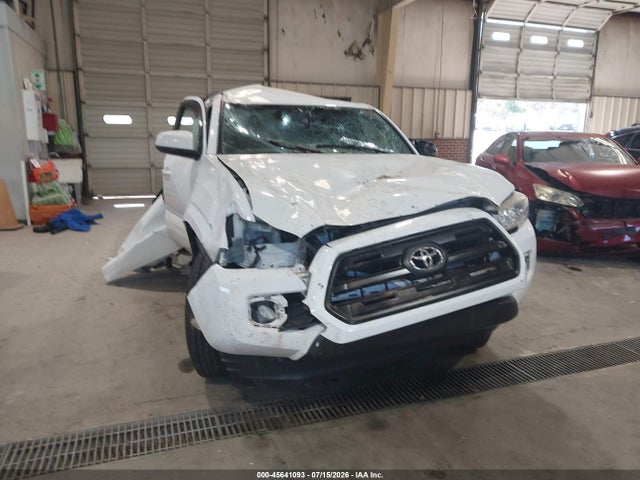 45641093 :رقم المزاد ، 5TFAX5GN9HX086474 vin ، 2017 Toyota Tacoma Sr مزاد بيع