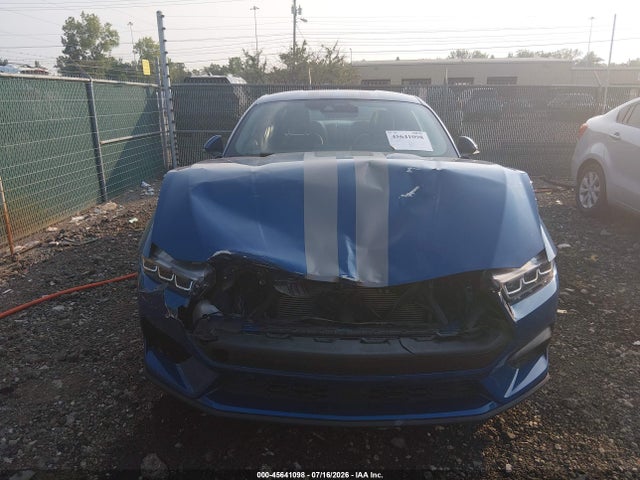 45641098 :رقم المزاد ، 1FA6P8THXR5105057 vin ، 2024 Ford Mustang Ecoboost Premium Fastback مزاد بيع