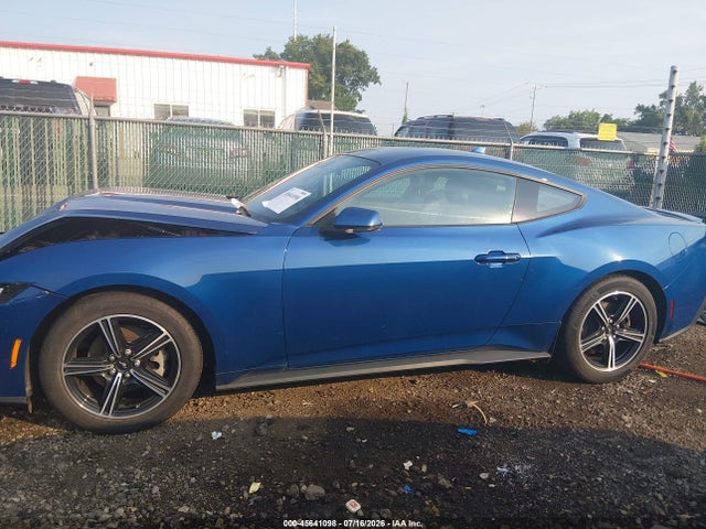 45641098 :رقم المزاد ، 1FA6P8THXR5105057 vin ، 2024 Ford Mustang Ecoboost Premium Fastback مزاد بيع