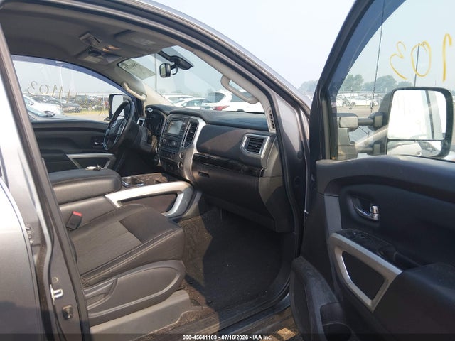 45641103 :رقم المزاد ، 1N6AA1E50HN551620 vin ، 2017 Nissan Titan Sv مزاد بيع
