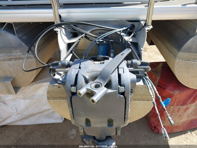 Godfrey Pontoon 2015 GDY25609G415 Image 6
