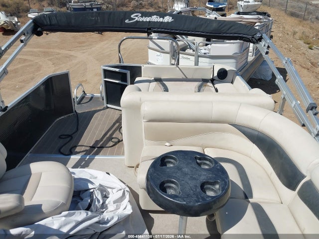 Godfrey Pontoon 2015 GDY25609G415 Image 8
