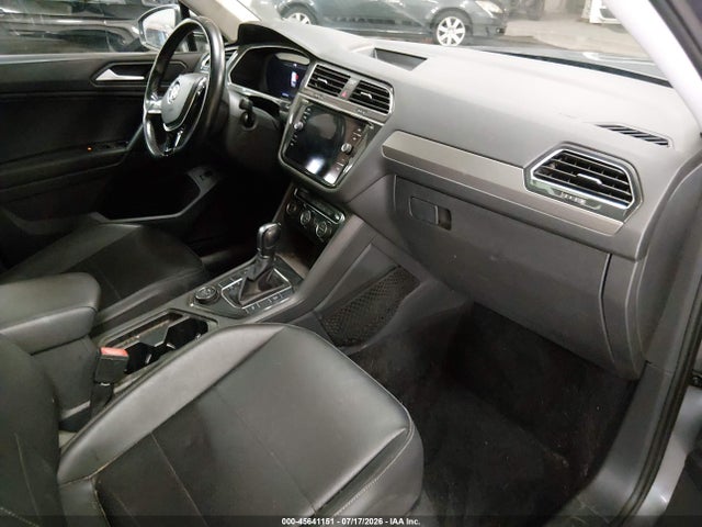 45641151 :رقم المزاد ، 3VV2B7AX0KM017082 vin ، 2019 Volkswagen Tiguan 2.0t Se/2.0t Sel/2.0t Sel R-line/2.0t Sel R-line Black مزاد بيع