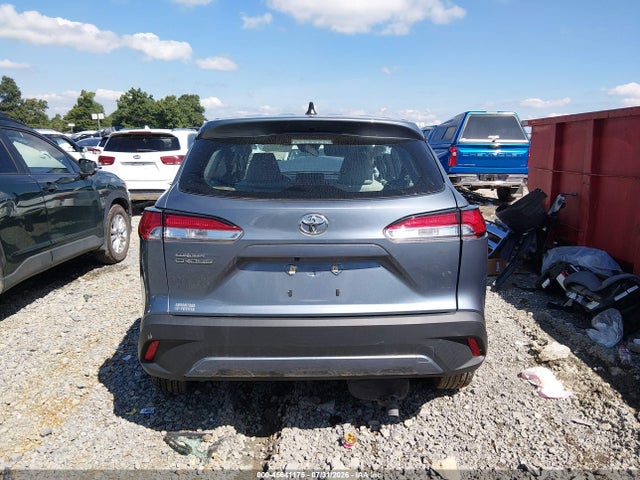45641175 :رقم المزاد ، 7MUAAAAG5PV059433 vin ، 2023 Toyota Corolla Cross L مزاد بيع